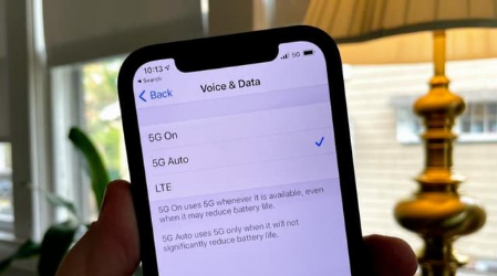 新城街道苹果手机维修分享iPhone 12如何打开或关闭5G网络 